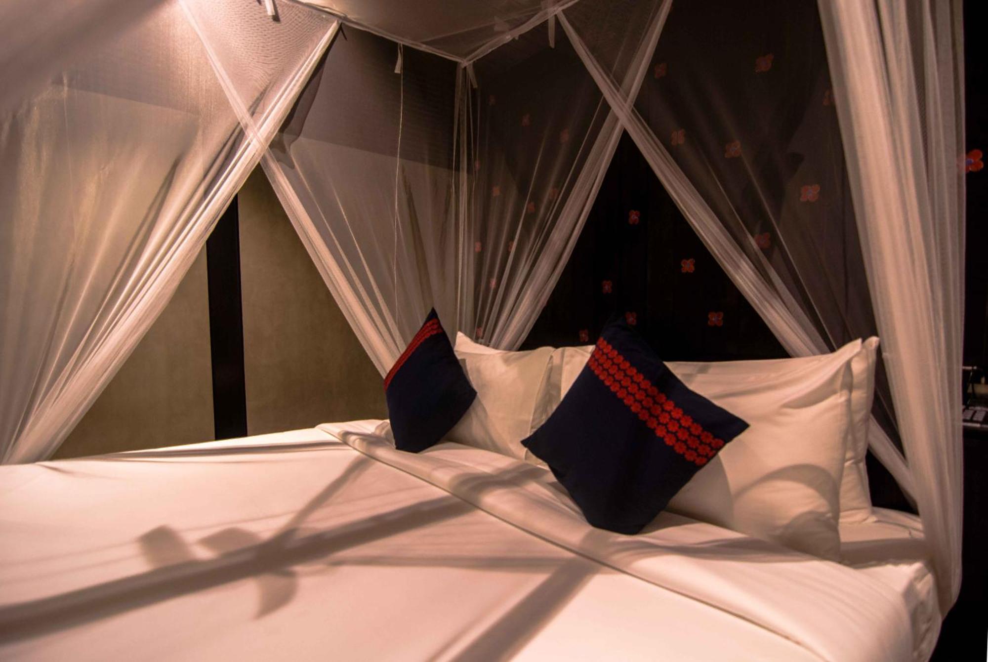 Santani Wellness Kandy Room photo